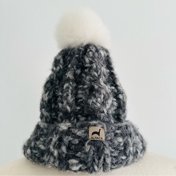 New Alpaca Beanie Hat Made In Peru One Size - Picture 1 of 4